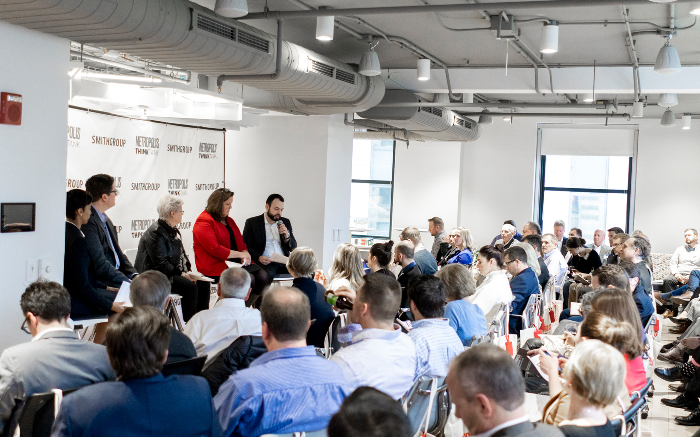 Metropolis Magazine Think Tank Chicago REINVENTING AND CREATING COMMUNITIES: THE URBAN DILEMMA SmithGroup
